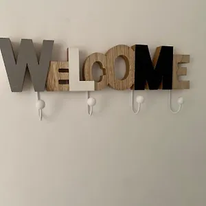 https://flat-in-girona-city-centre-5-mins-from-old-town-and.catalonia-hotels.com