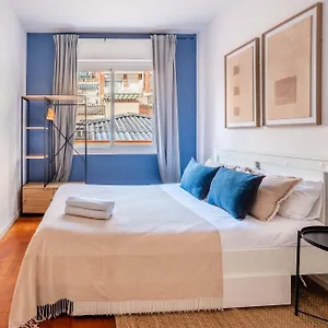 https://next-to-sagrada-familia-4-bedroom-apartment.catalonia-hotels.com
