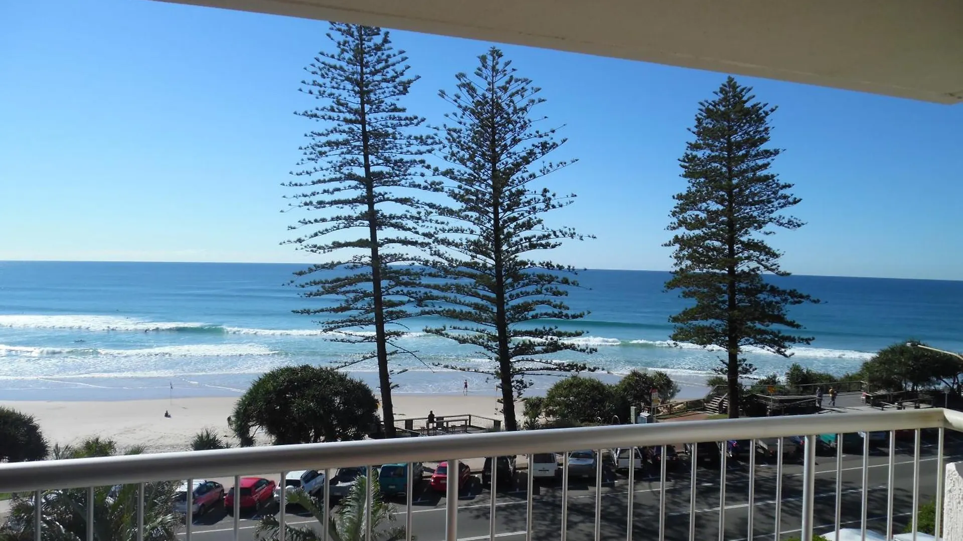 ****  Coolum Caprice Aparthotel Coolum Beach Australia
